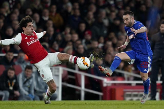 日本绝杀希腊，凯恩刷新纪录