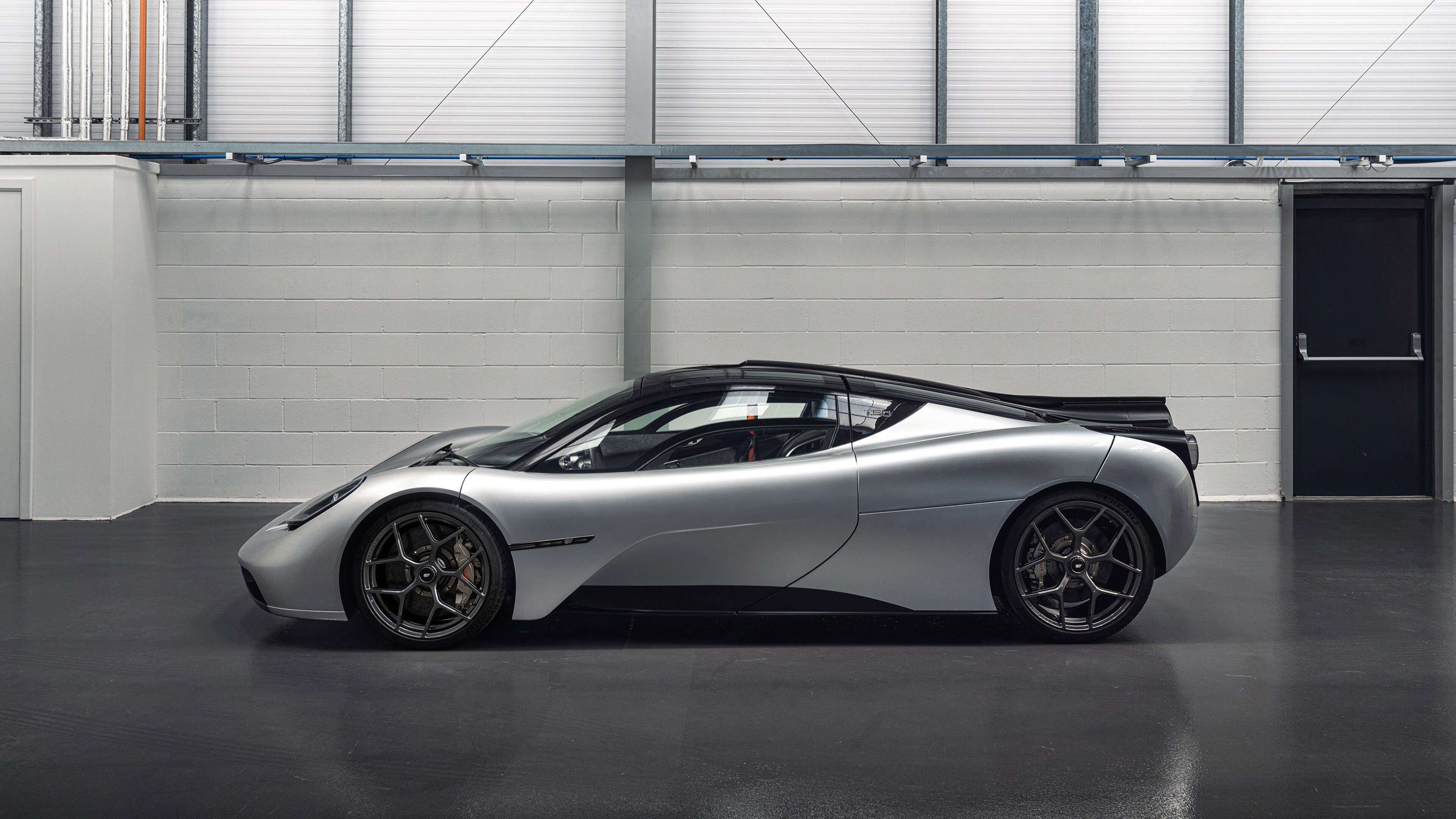 纽约收购丹佛，当米切尔在奥运前夜按下全球交易确认键