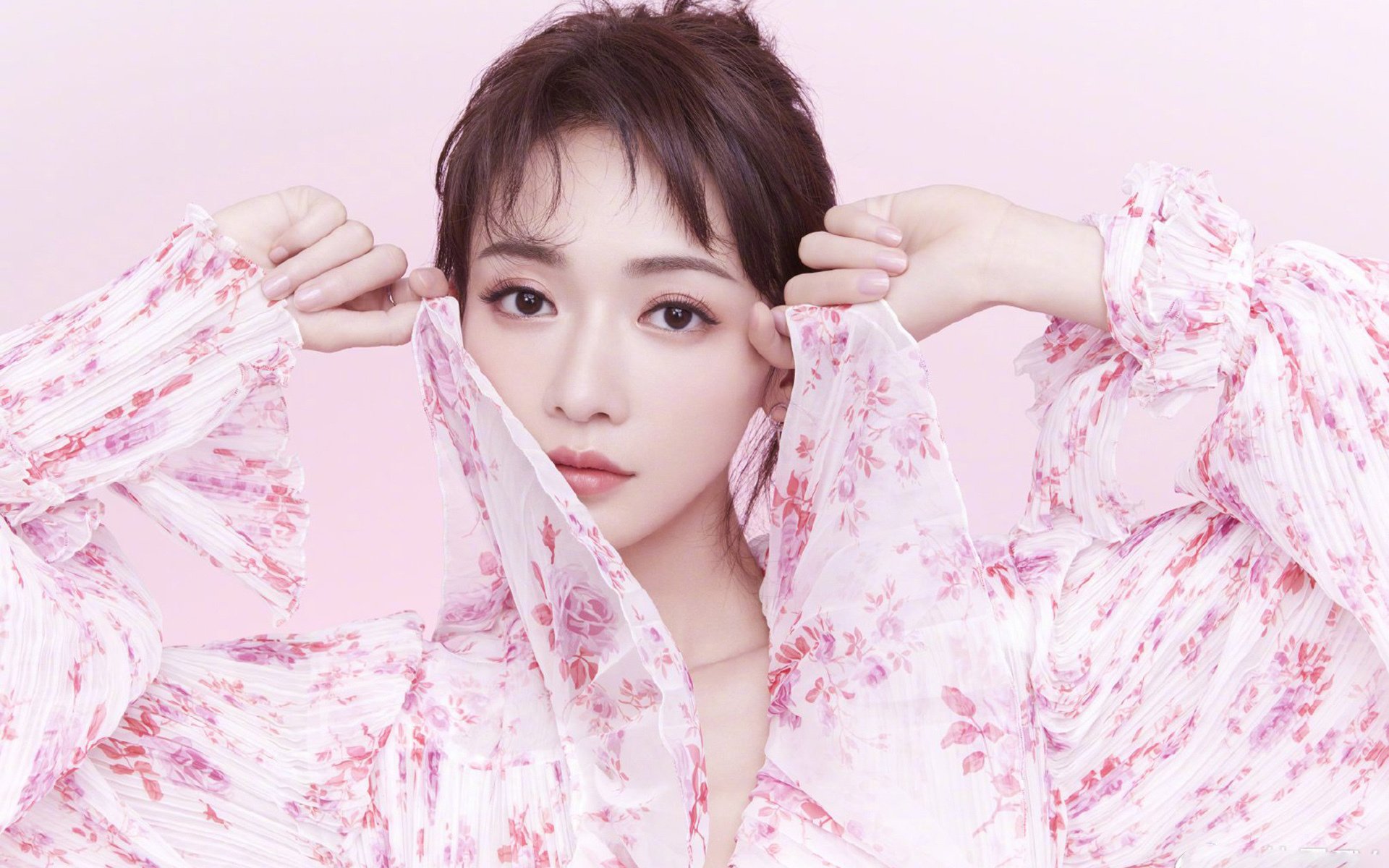 2026世界杯之夜，一千个旁观者沉默时，他完成唯一进球